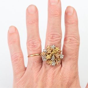 Luxury 14K old money tricolor gold statement ring small flower cluster unique 8